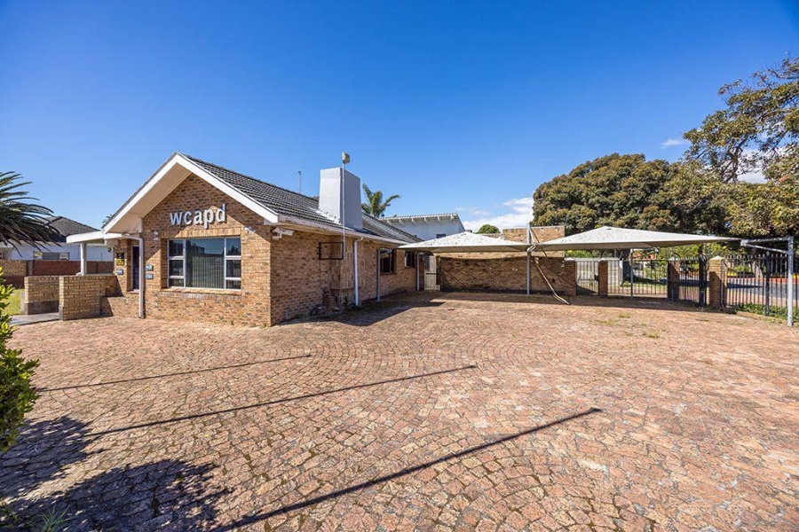 To Let commercial Property for Rent in Milnerton Western Cape